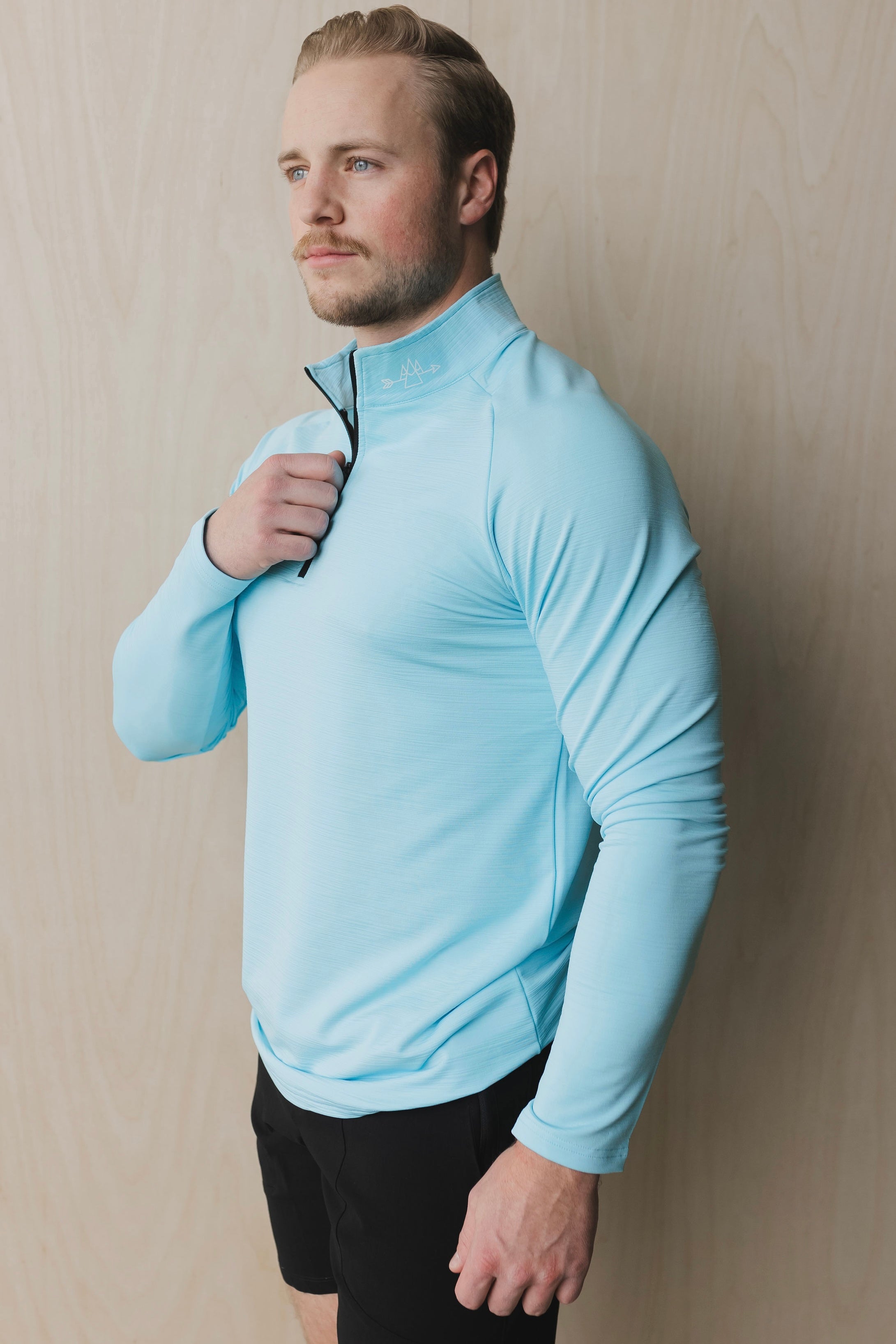 Men’s 1/4 Zip Long Sleeve Athletic Pullover Fitness Training Shirt